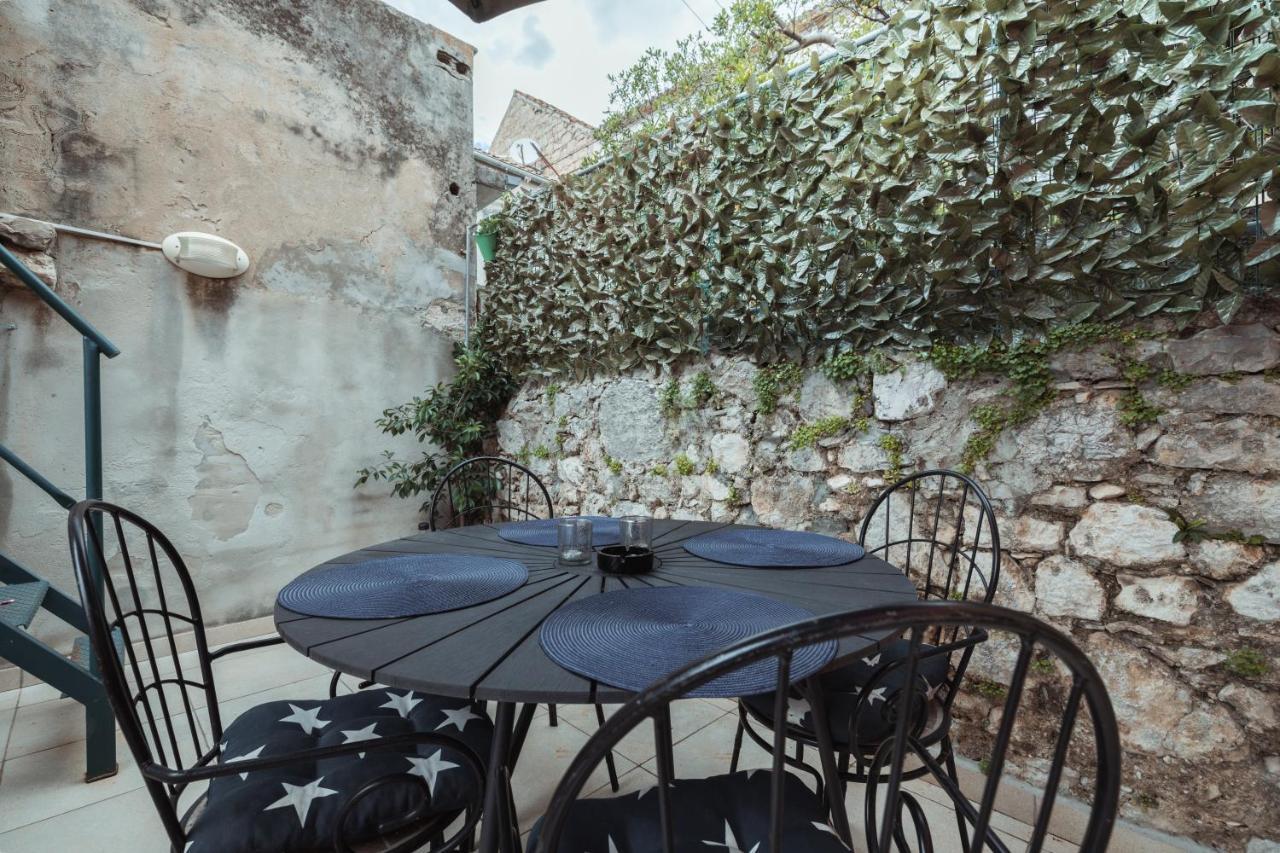 Guesthouse Rebecca Makarska Dış mekan fotoğraf